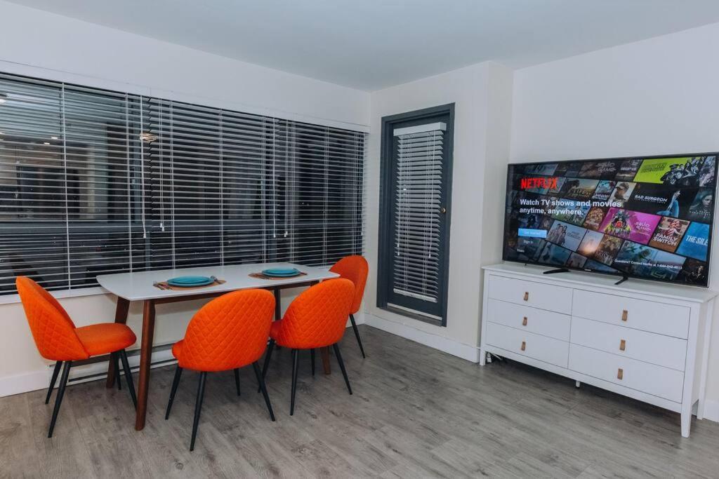 Modern Condo In The Heart Of Dt Overlooking City Vancouver Eksteriør bilde