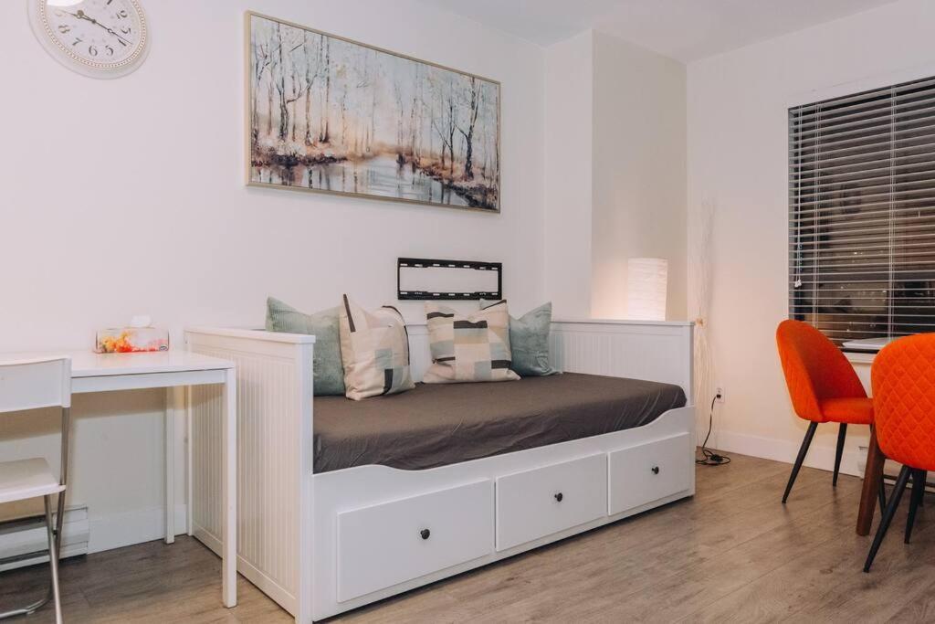 Modern Condo In The Heart Of Dt Overlooking City Vancouver Eksteriør bilde